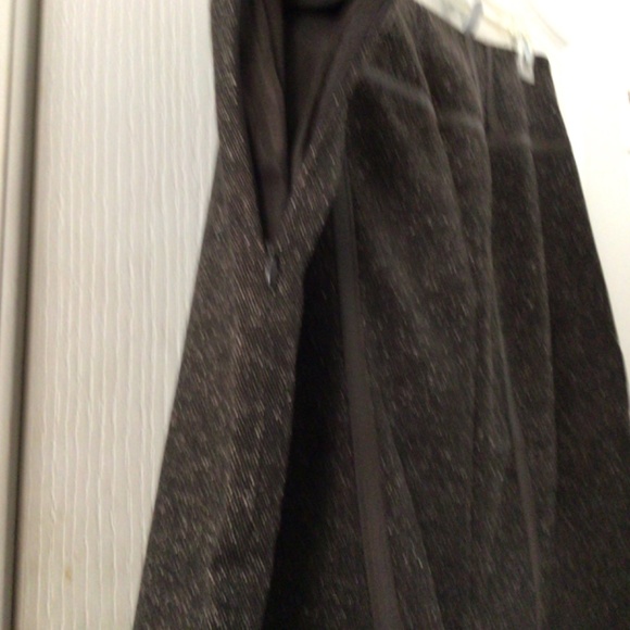 Stylish Brown skirt with leather-like stripes - Picture 5 of 16